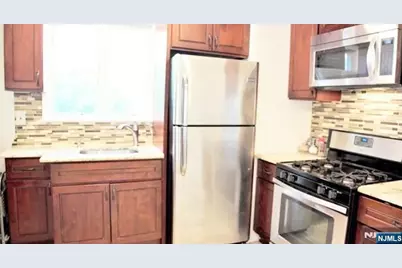 524 Oregon Avenue, Cliffside Park, NJ 07010 - Photo 11