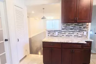 524 Oregon Ave, Cliffside Park, NJ 07010 - Photo 7