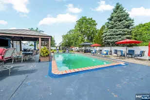 161 Plauderville Ave, Garfield, NJ 07026 - Photo 33
