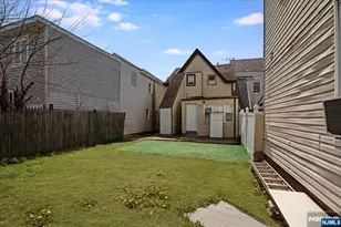 94 Manchester Ave, Paterson, NJ 07502 - Photo 25