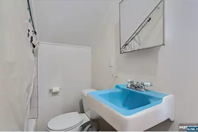 94 Manchester Avenue, Paterson, NJ 07502 - Photo 9