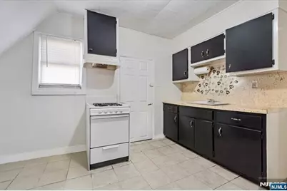 94 Manchester Avenue, Paterson, NJ 07502 - Photo 15