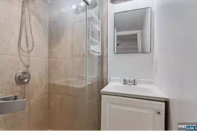 94 Manchester Avenue, Paterson, NJ 07502 - Photo 17