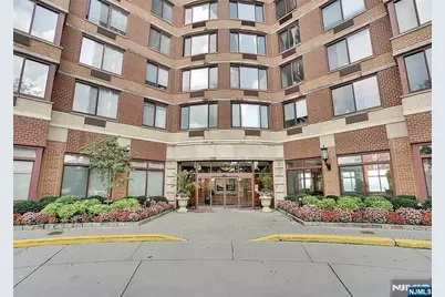 100 Old Palisade Road 3408 #3408, Fort Lee, NJ 07024 - Photo 17