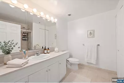 100 Old Palisade Road 3408 #3408, Fort Lee, NJ 07024 - Photo 13