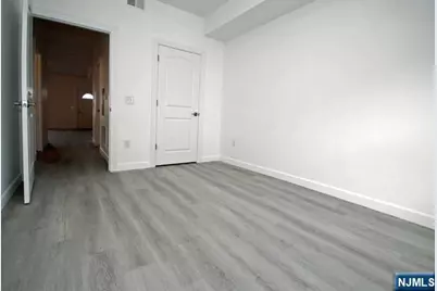754 Paterson Avenue 1 #1, East Rutherford, NJ 07073 - Photo 7