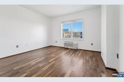 110 City Place, Edgewater, NJ 07020 - Photo 19