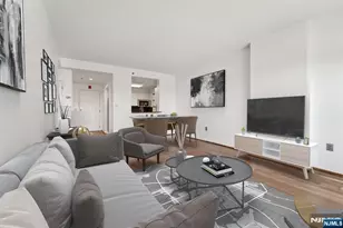 110 City Pl, Edgewater, NJ 07020 - Photo 5