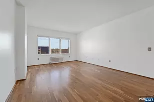 110 City Pl, Edgewater, NJ 07020 - Photo 15