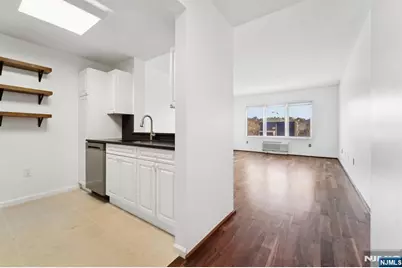 110 City Place, Edgewater, NJ 07020 - Photo 13