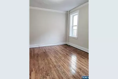411 Highland Avenue C5 #C5, Palisades Park, NJ 07650 - Photo 3
