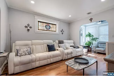 9040 Barr Place, North Bergen, NJ 07047 - Photo 5