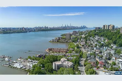 1375 River Road 1E #1E, Edgewater, NJ 07020 - Photo 7