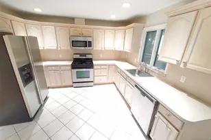393 Washington Ave B, Cliffside Park, NJ 07010 - Photo 7