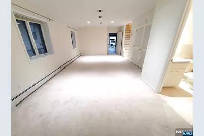 393 Washington Avenue, Cliffside Park, NJ 07010 - Photo 21
