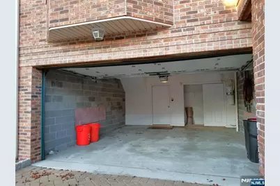 393 Washington Avenue, Cliffside Park, NJ 07010 - Photo 27