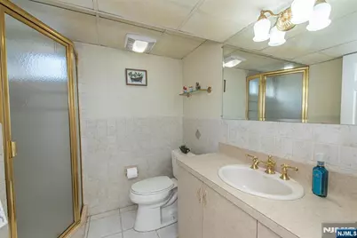 11 Hansen Street, Lodi, NJ 07644 - Photo 19