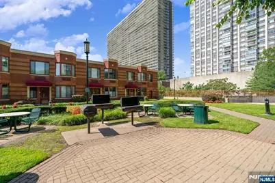 100 Old Palisade Road 1801 #1801, Fort Lee, NJ 07024 - Photo 23