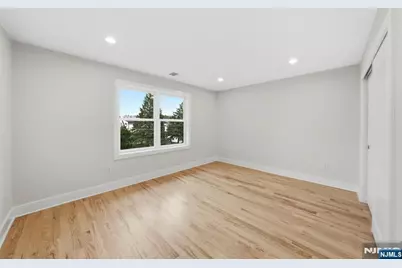 488 Dewey Avenue, Saddle Brook Township, NJ 07663 - Photo 31