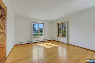 733 1st St, Lyndhurst Township, NJ 07071 - Photo 17