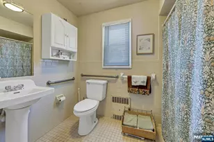 486 Sussex Rd, Wood Ridge, NJ 07075 - Photo 23