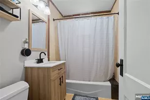 89 Shaler Ave, Fairview, NJ 07022 - Photo 15