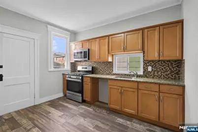 89 Shaler Avenue, Fairview, NJ 07022 - Photo 3