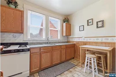 31 Division Avenue, Belleville, NJ 07109 - Photo 19