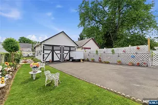 31 Division Ave, Belleville, NJ 07109 - Photo 37