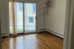 154 Rothwell Ave 2B, Cliffside Park, NJ 07010 - Photo 3