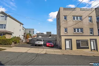 647 Anderson Avenue, Cliffside Park, NJ 07010 - Photo 7