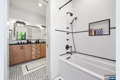 409 Whitewood Road, Englewood, NJ 07631 - Photo 29