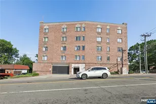 399 11th Street 403, Palisades Park, NJ 07650 - Photo 1