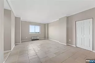 399 11th Street 403, Palisades Park, NJ 07650 - Photo 7