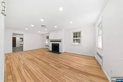 493 Beverly Road 1 #1, Teaneck Township, NJ 07666 - Photo 3