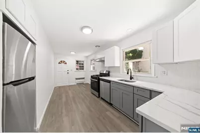 493 Beverly Road 1 #1, Teaneck Township, NJ 07666 - Photo 5