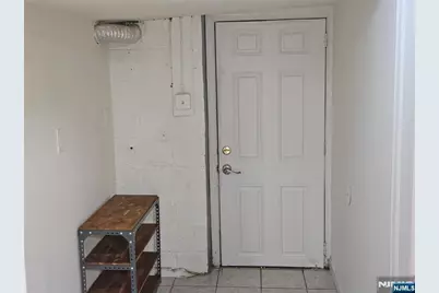 281 Marion Avenue, Cliffside Park, NJ 07010 - Photo 11