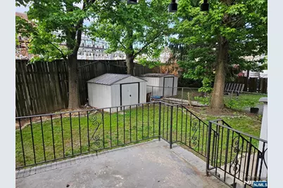 281 Marion Avenue, Cliffside Park, NJ 07010 - Photo 7