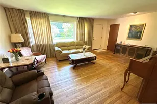 622 Valley Ct, Washington Township, NJ 07676 - Photo 7