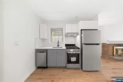 493 Beverly Road 2 #2, Teaneck Township, NJ 07666 - Photo 7