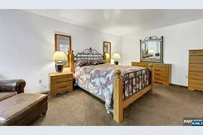 172 Grandview Lane, Mahwah, NJ 07430 - Photo 29
