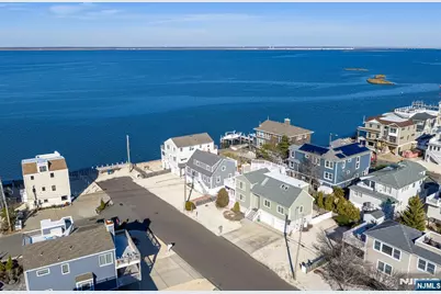 25 W Bayberry Drive, Beach Haven, NJ 08008 - Photo 3