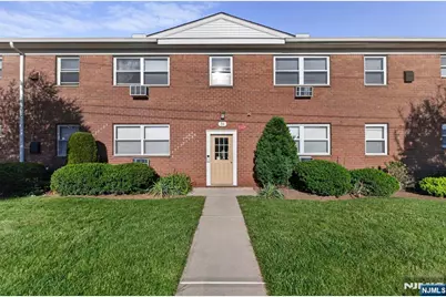 34 Knox Terrace 1A #1A, Wayne, NJ 07470 - Photo 1