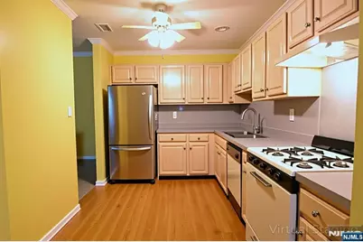 4 Chanda Court 4 #4, Clifton, NJ 07012 - Photo 9