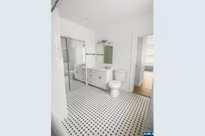 818 Summit Avenue 3 #3, River Edge, NJ 07661 - Photo 7