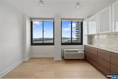 200 Winston Drive 2409 #2409, Cliffside Park, NJ 07010 - Photo 13