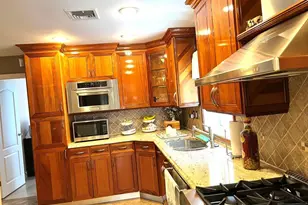 256 Teaneck Rd, Ridgefield Park, NJ 07660 - Photo 17