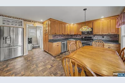 788 Belmont Avenue, North Haledon, NJ 07508 - Photo 11