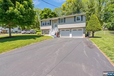 34 Beavers Street, High Bridge, NJ 08829 - Photo 3