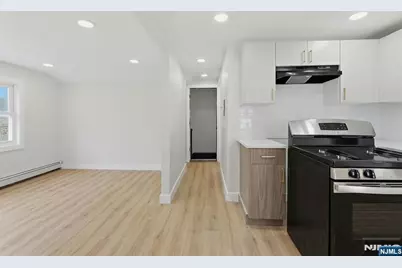 203-205 Hansbury, Newark, NJ 07112 - Photo 33